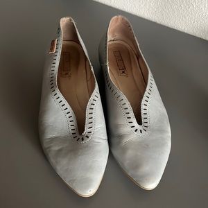 Pikolinos La Marina Flats in Baby Blue